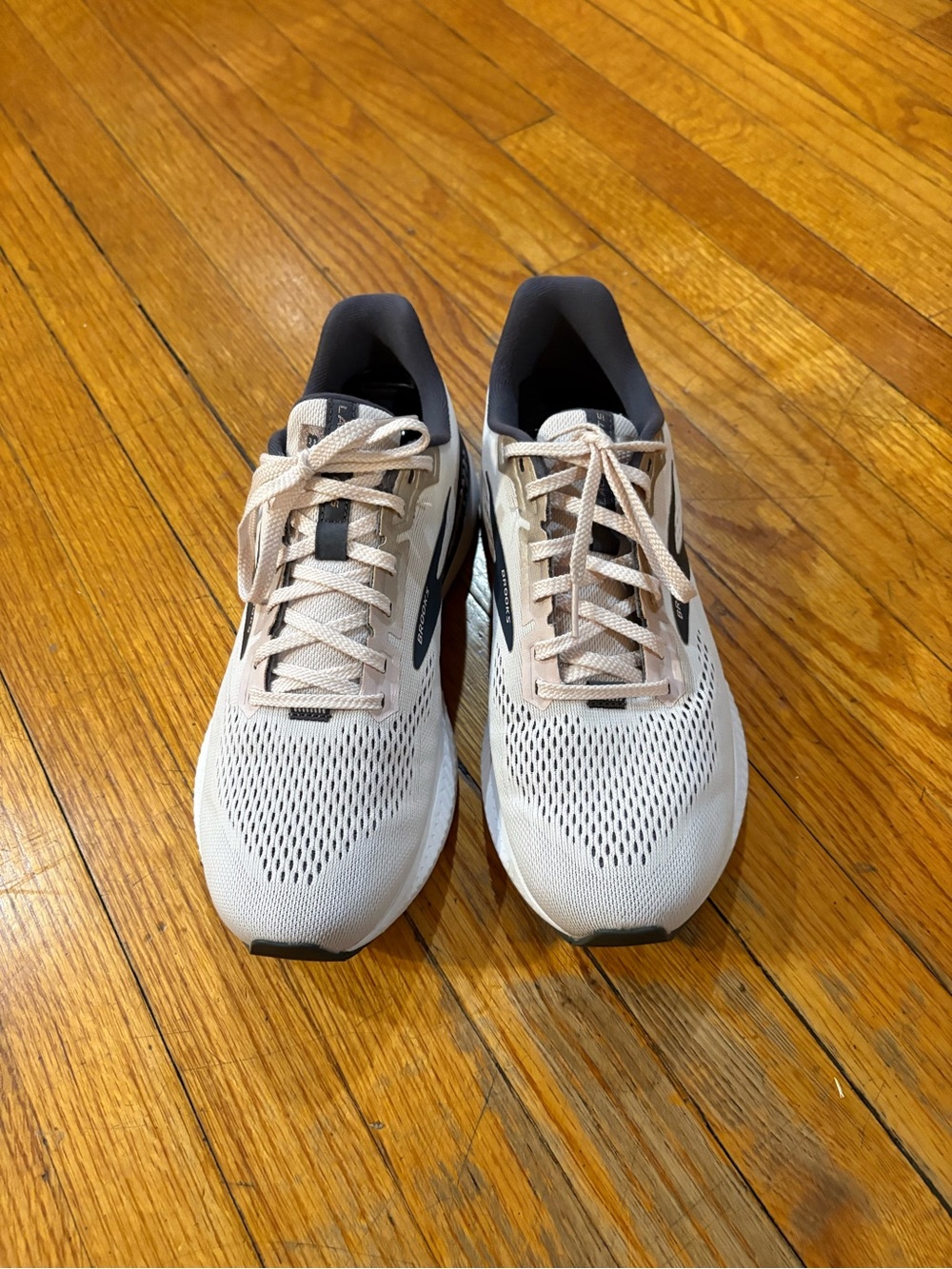 Brooks Launch GTS 8 Primrose/Ombre/Metallic Sz. 9D Wmn Wide Style: 120346-1B-653
